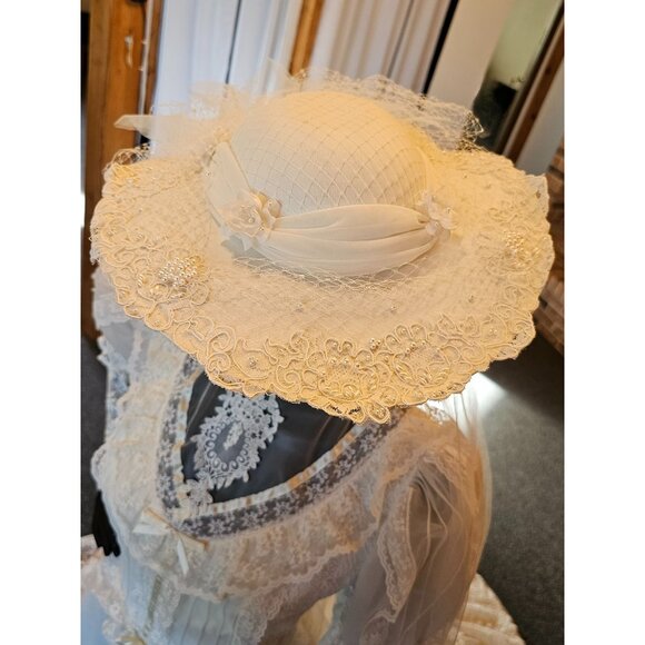 Vintage Ivory Victorian Wedding Gown/ Hat - Picture 7 of 13